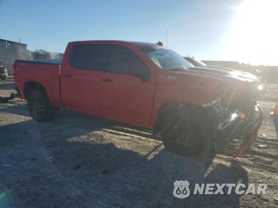 Czwarte zdjęcie samochodu z boku: 2022 CHEVROLET SILVERADO K1500 LT TRAIL BOSS VIN:3GCUDFED6NG688612 - miniatura