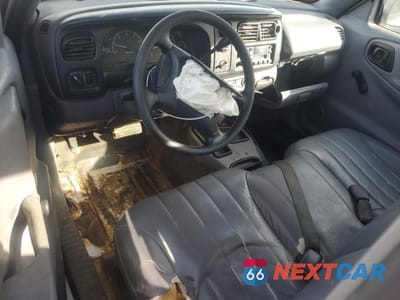 Zdjęcie 8 z 14 samochodu: 2000 DODGE DAKOTA VIN:1B7GL26X4YS749812 - miniatura