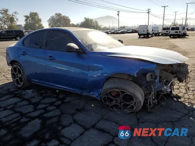 Czwarte zdjęcie samochodu z boku: 2022 ALFA ROMEO GIULIA SUPER VIN:ZARFAMBN2N7660181 - miniatura