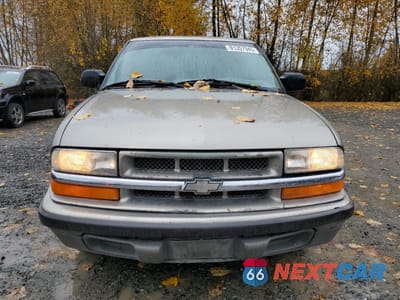 Piąte zdjęcie samochodu w środku: 2000 CHEVROLET S TRUCK S10 VIN:1GCCS19W6Y8228845 - miniatura
