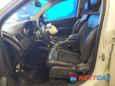 Zdjęcie 7 z 13 samochodu: 2017 DODGE JOURNEY CROSSROAD VIN:3C4PDDGG4HT548434 - miniatura