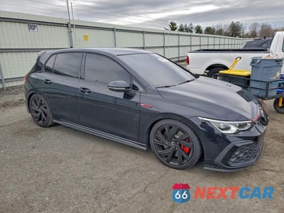 Czwarte zdjęcie samochodu z boku: 2023 VOLKSWAGEN GTI SE VIN:WVW3A7CDXPW154966 - miniatura