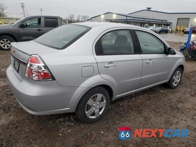 Trzecie zdjęcie samochodu z tyłu: 2010 CHEVROLET AVEO LS VIN:KL1TD5DE9AB105590 - miniatura