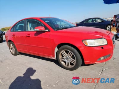 Czwarte zdjęcie samochodu z boku: 2010 VOLVO S40 2.4I VIN:YV1390MS3A2492036 - miniatura