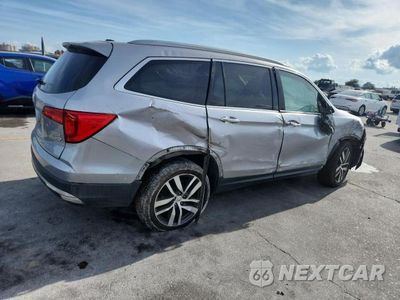 Trzecie zdjęcie samochodu z tyłu: 2016 HONDA PILOT TOURING VIN:5FNYF6H9XGB082029 - miniatura