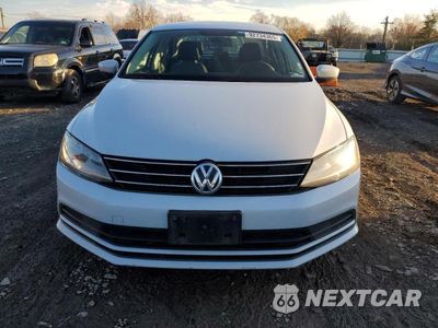 Piąte zdjęcie samochodu w środku: 2017 VOLKSWAGEN JETTA S VIN:3VW2B7AJXHM337199 - miniatura