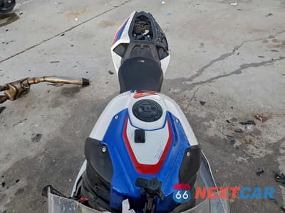Piąte zdjęcie samochodu w środku: 2022 BMW S 1000 RR VIN:WB10E2300N6G00787 - miniatura