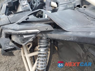 Zdjęcie 9 z 11 samochodu: 2021 CAN-AM MAVERICK X3 UTILITY VEHICLE VIN:3JBVNAV46MK005813 - miniatura