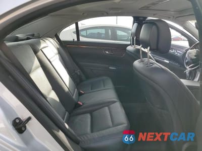 Zdjęcie 10 z 12 samochodu: 2012 MERCEDES-BENZ S 550 VIN:WDDNG7DBXCA460485 - miniatura