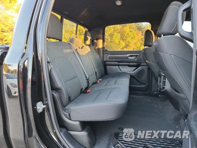 Zdjęcie 10 z 15 samochodu: 2021 RAM 1500 BIG HORN/LONE STAR VIN:1C6RREFT8MN746790 - miniatura