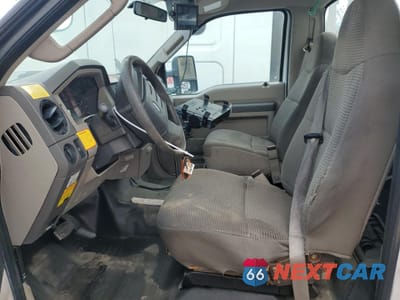 Zdjęcie 7 z 12 samochodu: 2008 FORD F450 SUPER DUTY BUCKET TRUCK VIN:1FDXF46Y78EE41300 - miniatura