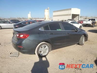 Trzecie zdjęcie samochodu z tyłu: 2018 CHEVROLET CRUZE LT VIN:1G1BH5SE5J7181492 - miniatura