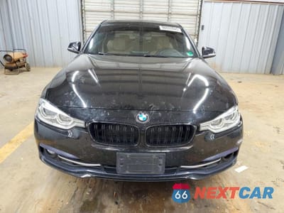 Piąte zdjęcie samochodu w środku: 2018 BMW 330 XI VIN:WBA8D9G51JNU71959 - miniatura