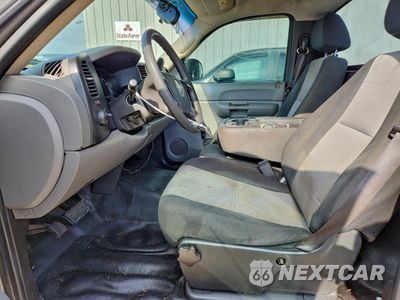 Zdjęcie 7 z 14 samochodu: 2007 GMC NEW SIERRA C1500 CLASSIC VIN:1GTEC14X87Z649593 - miniatura