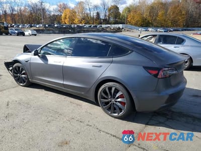 Drugie zdjęcie samochodu z przodu: 2018 TESLA MODEL 3 VIN:5YJ3E1EB1JF083049 - miniatura