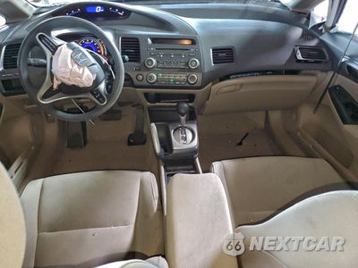 Zdjęcie 8 z 14 samochodu: 2010 HONDA CIVIC LX VIN:2HGFA1F55AH587357 - miniatura