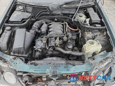 Zdjęcie 11 z 12 samochodu: 1999 MERCEDES-BENZ E 320 VIN:WDBJF65H7XA885207 - miniatura