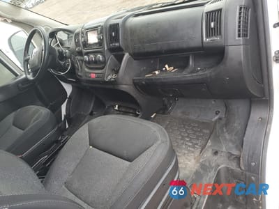 Zdjęcie 8 z 12 samochodu: 2017 RAM PROMASTER VAN 1500 VIN:3C6TRVAGXHE542728 - miniatura