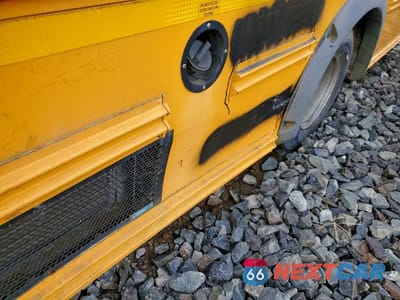Zdjęcie 9 z 10 samochodu: 2012 CHEVROLET MICRO BIRD G3500 - SCHOOL BUS VIN:1GB3G3BG1C1137732 - miniatura