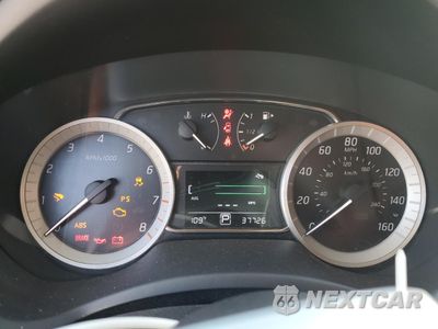 Zdjęcie 9 z 12 samochodu: 2015 NISSAN SENTRA S VIN:3N1AB7AP3FY351912 - miniatura