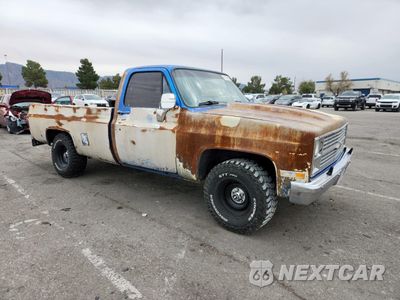 Czwarte zdjęcie samochodu z boku: 1983 CHEVROLET C10 VIN:1GCEC14H3DJ155841 - miniatura