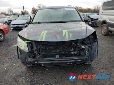 Piąte zdjęcie samochodu w środku: 2016 VOLKSWAGEN TIGUAN S VIN:WVGBV7AX2GW607924 - miniatura