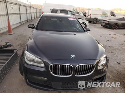 Piąte zdjęcie samochodu w środku: 2014 BMW 750 I VIN:WBAYA8C55ED825308 - miniatura