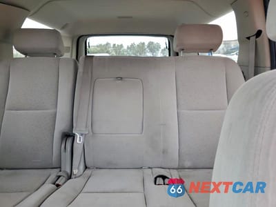 Zdjęcie 10 z 12 samochodu: 2007 GMC YUKON XL K1500 VIN:1GKFK16327J254409 - miniatura