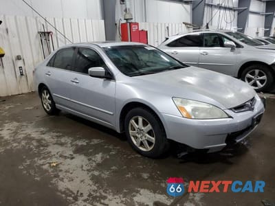 Czwarte zdjęcie samochodu z boku: 2005 HONDA ACCORD EX VIN:1HGCM66535A029471 - miniatura