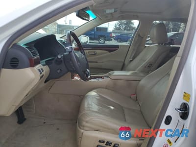 Zdjęcie 7 z 14 samochodu: 2009 LEXUS LS 460L VIN:JTHGL46F595036595 - miniatura