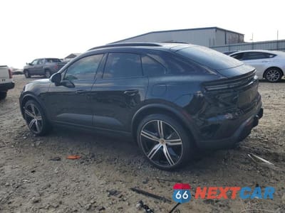 Drugie zdjęcie samochodu z przodu: 2025 PORSCHE MACAN VIN:WP1AD2XA1SL077024 - miniatura