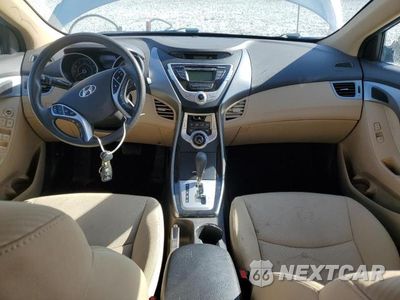 Zdjęcie 8 z 13 samochodu: 2011 HYUNDAI ELANTRA GLS VIN:KMHDH4AE0BU137653 - miniatura