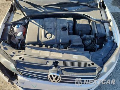 Zdjęcie 11 z 11 samochodu: 2014 VOLKSWAGEN PASSAT S VIN:1VWAP7A33EC009781 - miniatura