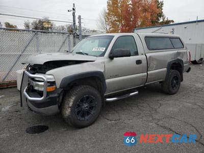 2001 CHEVROLET SILVERADO K2500 HEAVY DUTY 1GCHK24G61E237824 - główne zdjęcie licytacji z USA - miniatura