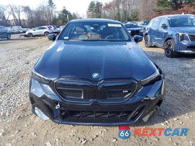 Piąte zdjęcie samochodu w środku: 2024 BMW I5 M60 VIN:WBY43FK08RCP41743 - miniatura