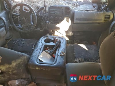 Zdjęcie 8 z 11 samochodu: 2011 CHEV SILVERADO K1500 VIN:1GCPKPE31BF193313 - miniatura