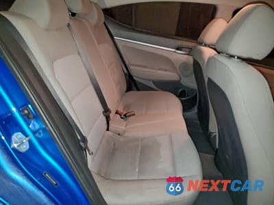 Zdjęcie 10 z 12 samochodu: 2018 HYUNDAI ELANTRA SE VIN:5NPD74LF3JH331860 - miniatura