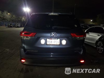 Zdjęcie 6 z 12 samochodu: 2019 TOYOTA HIGHLANDER SE VIN:5TDKZRFH8KS312017 - miniatura
