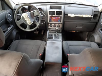 Zdjęcie 8 z 14 samochodu: 2011 DODGE NITRO HEAT VIN:1D4PU4GK5BW554591 - miniatura