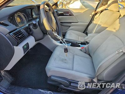 Zdjęcie 7 z 16 samochodu: 2017 HONDA ACCORD LX VIN:1HGCR2F36HA101423 - miniatura