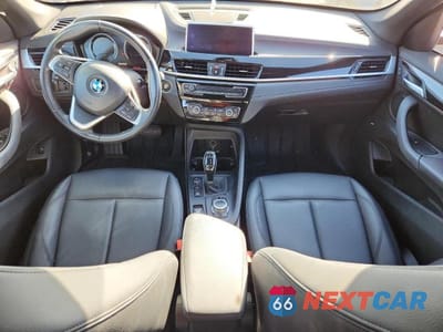 Zdjęcie 8 z 12 samochodu: 2021 BMW X1 XDRIVE28I VIN:WBXJG9C01M5S25961 - miniatura