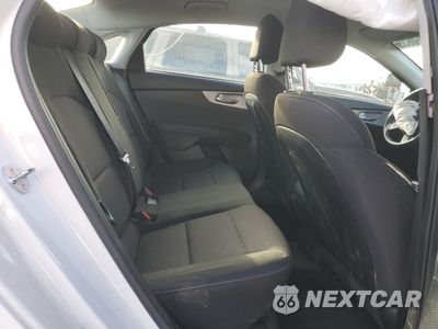 Zdjęcie 10 z 14 samochodu: 2023 KIA FORTE LX VIN:3KPF24AD4PE687790 - miniatura