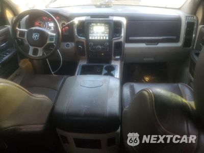 Zdjęcie 8 z 14 samochodu: 2013 RAM 3500 LONGHORN VIN:3C63RRKL3DG599287 - miniatura