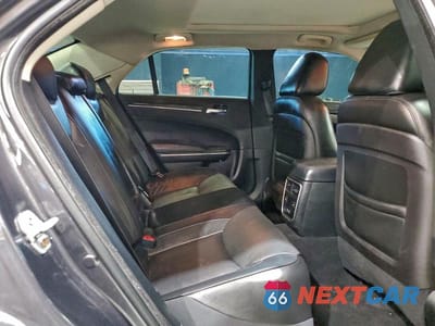 Zdjęcie 10 z 11 samochodu: 2019 CHRYSLER 300 LIMITED VIN:2C3CCAKG0KH534364 - miniatura