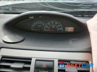 Zdjęcie 9 z 13 samochodu: 2012 TOYOTA YARIS VIN:JTDBT4K32CL021689 - miniatura