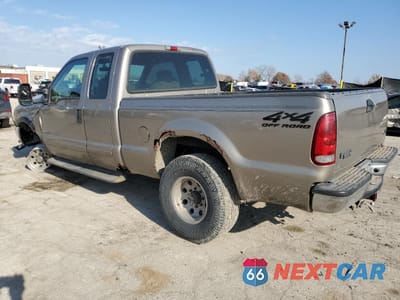 Drugie zdjęcie samochodu z przodu: 2002 FORD F250 SUPER DUTY VIN:1FTNX21F42EB82629 - miniatura