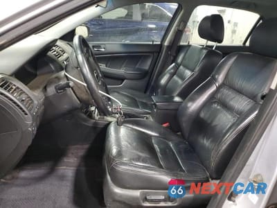 Zdjęcie 7 z 12 samochodu: 2005 HONDA ACCORD EX VIN:1HGCM66535A029471 - miniatura