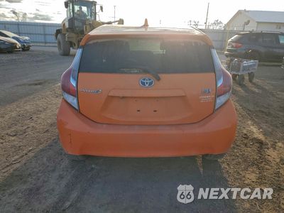 Zdjęcie 6 z 14 samochodu: 2016 TOYOTA PRIUS C VIN:JTDKDTB32G1131814 - miniatura