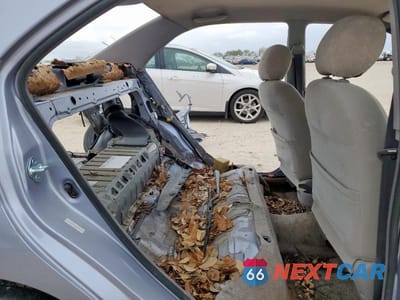 Zdjęcie 10 z 12 samochodu: 2002 TOYOTA PRIUS VIN:JT2BK18U320050063 - miniatura