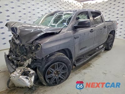 2019 TOYOTA TUNDRA SR5 5TFEY5F18KX255467 - główne zdjęcie licytacji z USA - miniatura